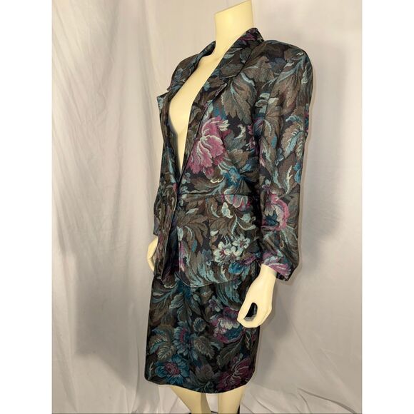 Vintage Jessica Scott Floral Tapestry Blazer + Skirt Suit – Large - Picture 6 of 12